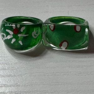 Lot of 4 Green LUCITE Vintage Chunky Rings